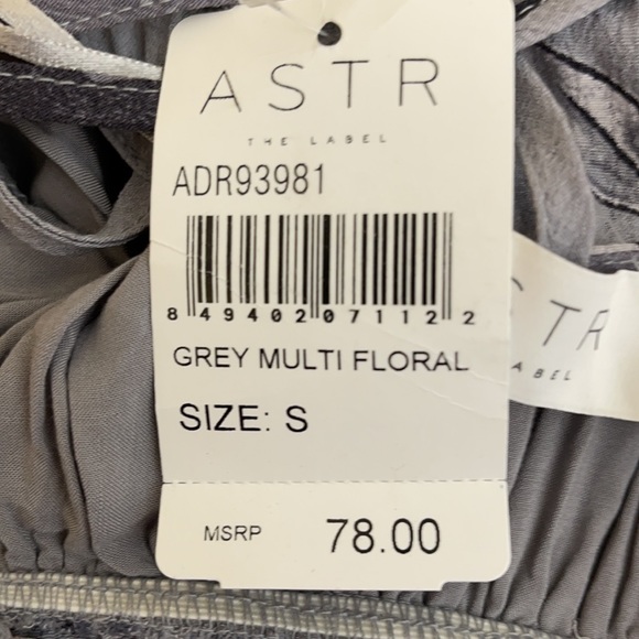 ASTR Grey Dress Floral High Low Multi Gray Size Small - Picture 12 of 13